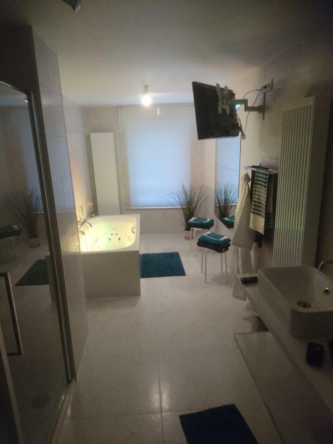 Huize Fimo Apartment นิวว์ปอร์ท ภายนอก รูปภาพ